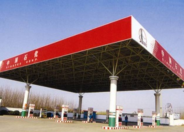 [網(wǎng)架廠家]加油站建設(shè)為什么要選擇網(wǎng)架